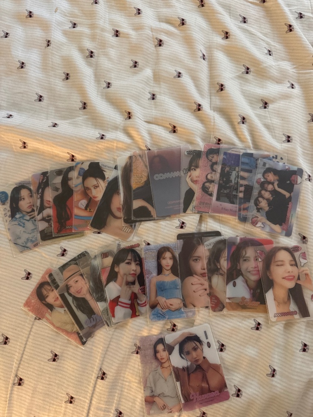 Mamamoo plastic card
